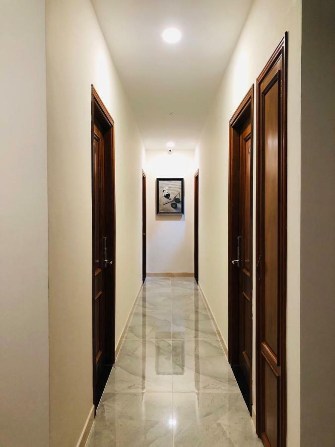 Doha 2 Hotel Saigon Airport Хошимин Екстериор снимка